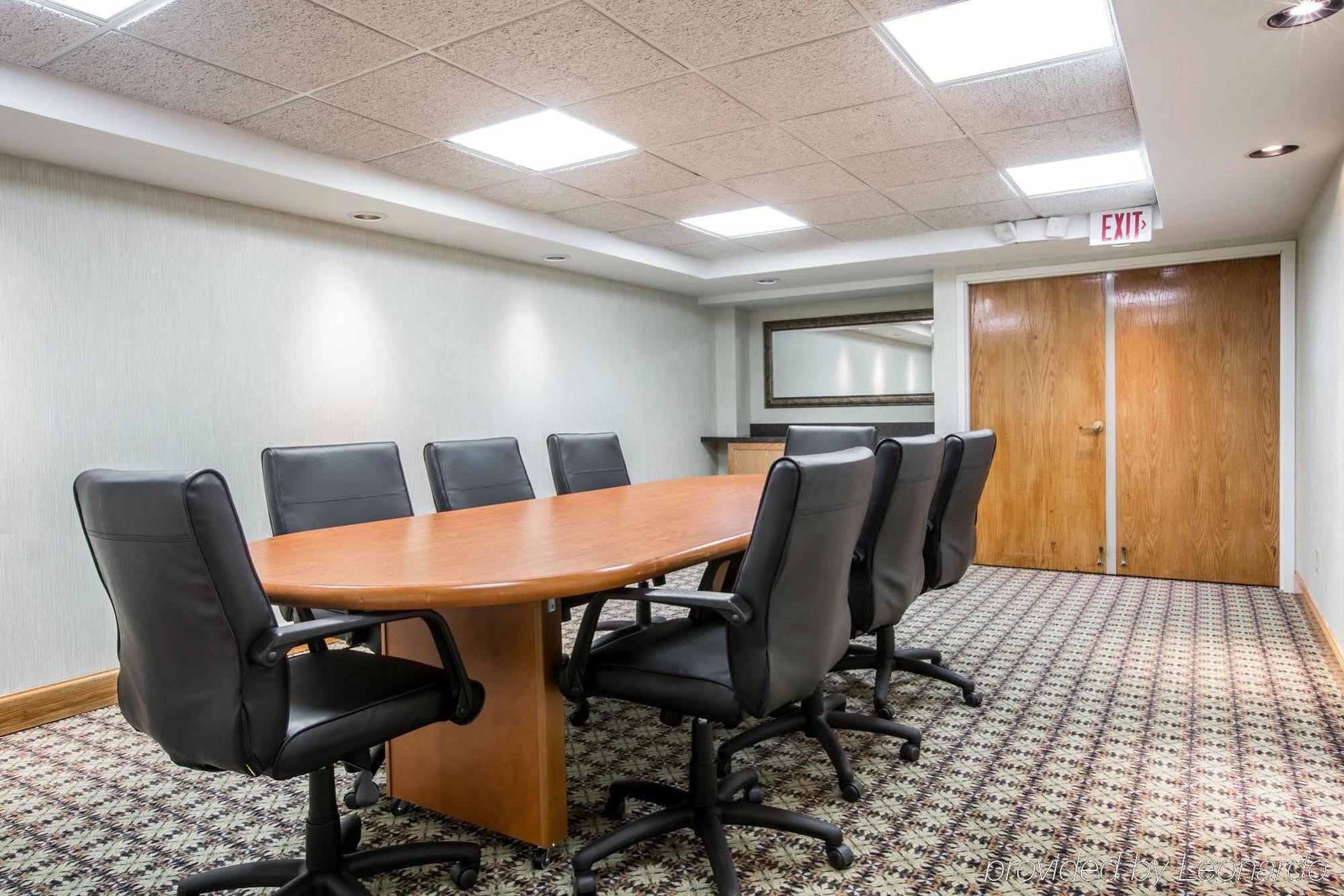 Comfort Suites South Burlington Near University Exteriör bild
