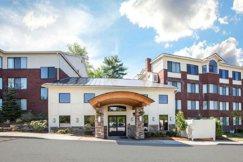 Comfort Suites South Burlington Near University Exteriör bild